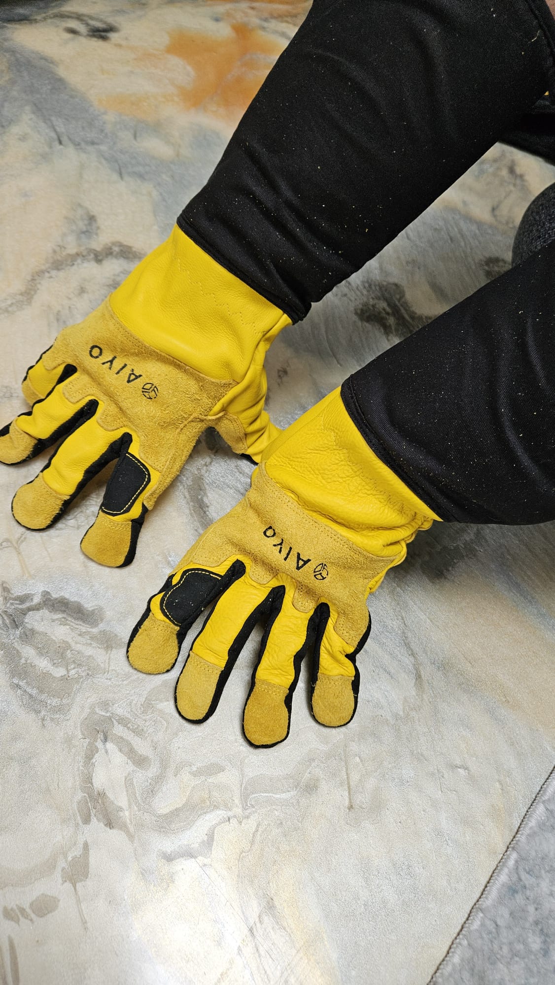 GARDENING COUPLES Safety Gloves SAFETY TRAINERS LIMITED   